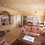 Vakantiehuis Charming Family With Stunning Mountain Views Beitostolen
