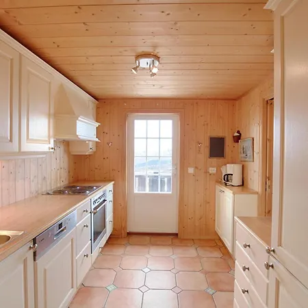 Charming Family With Stunning Mountain Views بيت للعطل