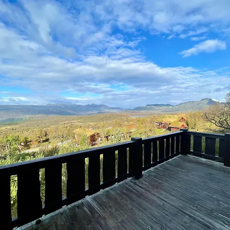 Charming Family With Stunning Mountain Views Vakantiehuis *