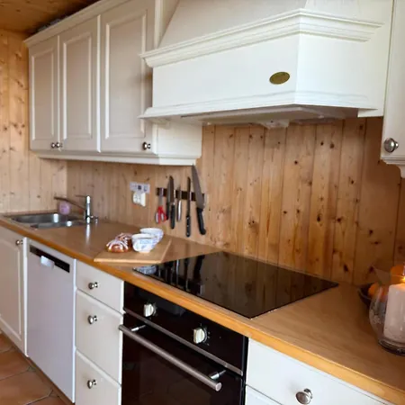 Charming Family With Stunning Mountain Views Vakantiehuis Beitostolen