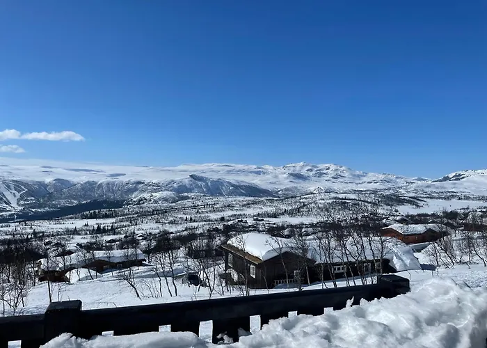 Dom wakacyjny Charming Family With Stunning Mountain Views Beitostolen