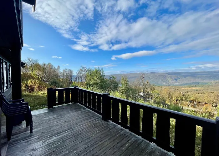 Charming Family With Stunning Mountain Views Tatil Evi
